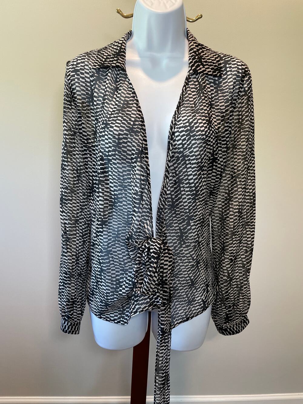 The Limited Black & White Silk Tie‑Front Wrap Top – Size M